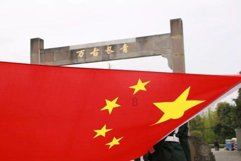 《嘉人》公开汤唯的画报，她在影视界的发展如何？游戏画面